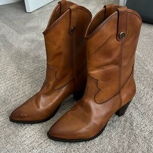 Frye Women's Tan Leather Heeled Boots